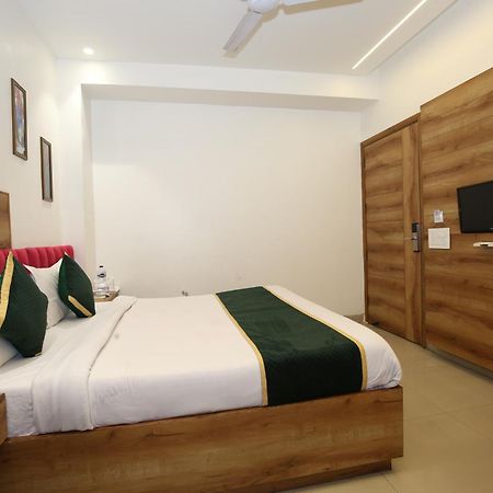 Hotel Rv Regency Amritsar Esterno foto