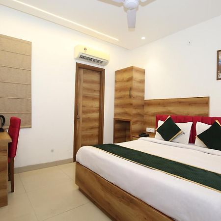 Hotel Rv Regency Amritsar Esterno foto