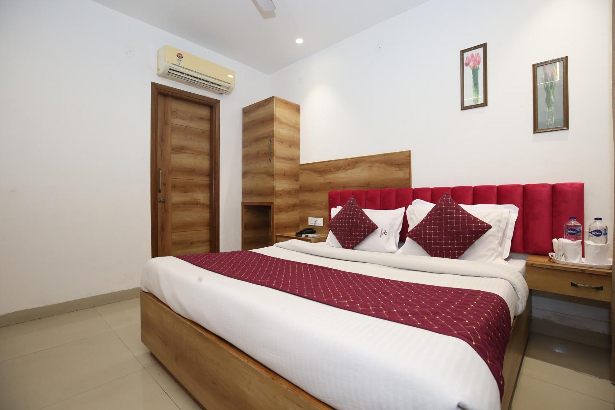 Hotel Rv Regency Amritsar Esterno foto
