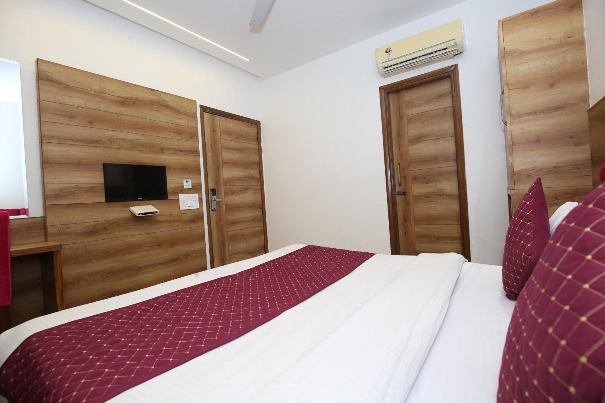 Hotel Rv Regency Amritsar Esterno foto