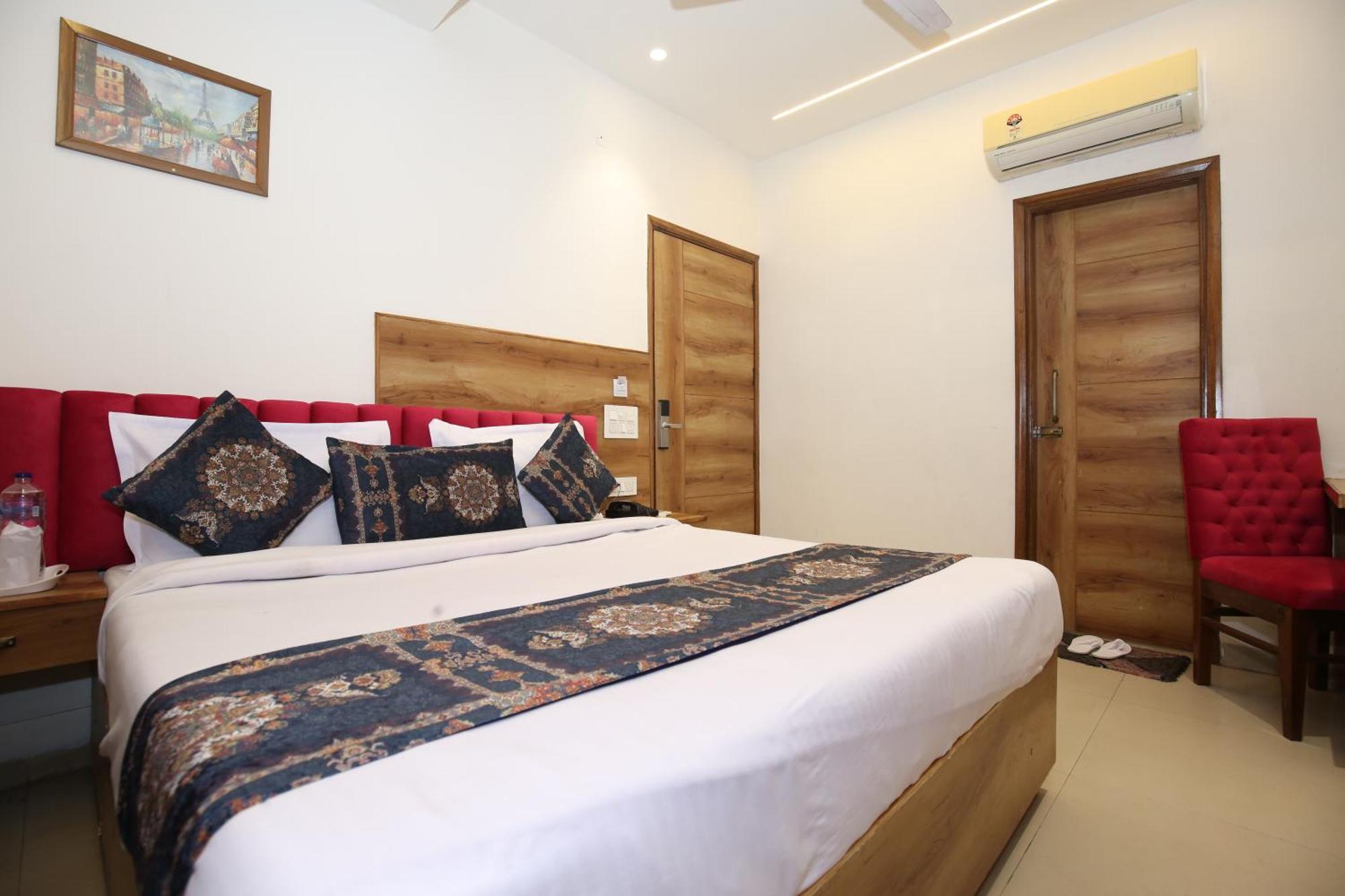 Hotel Rv Regency Amritsar Esterno foto