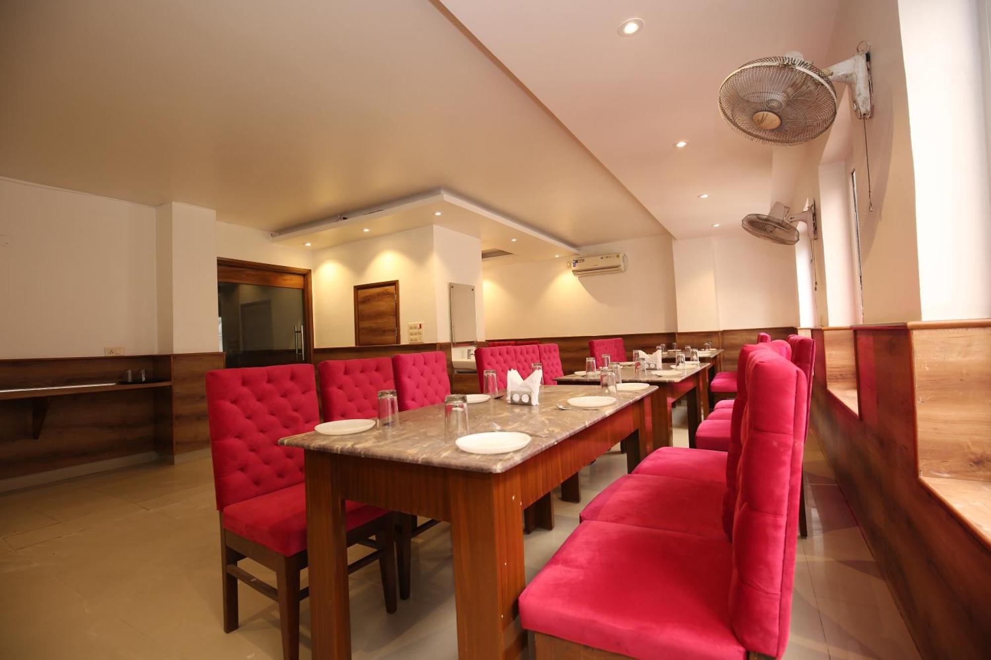 Hotel Rv Regency Amritsar Esterno foto