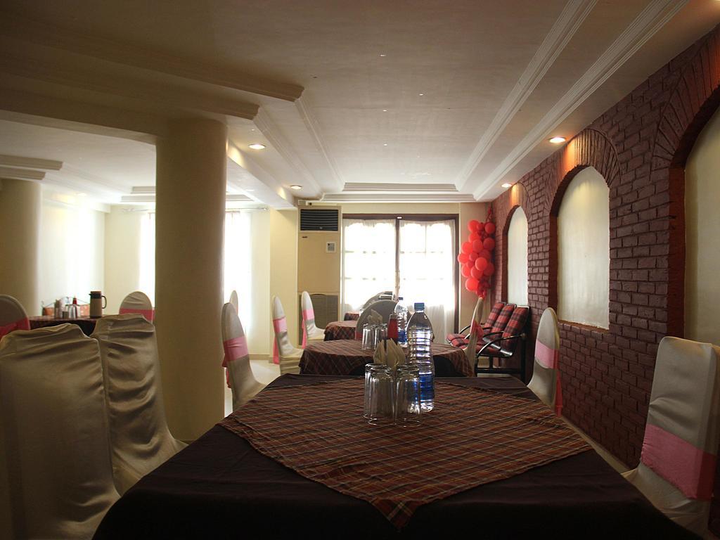Hotel Rv Regency Amritsar Esterno foto